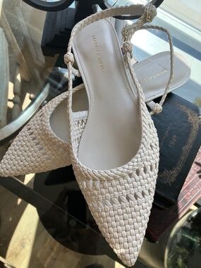 Marc Fisher White Pumps Woven Closed Toe  Slingback Pumps Low Heel  SZ 10